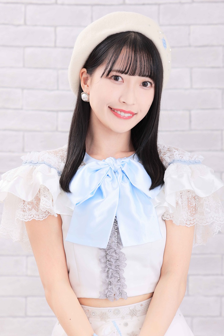 青山玲奈