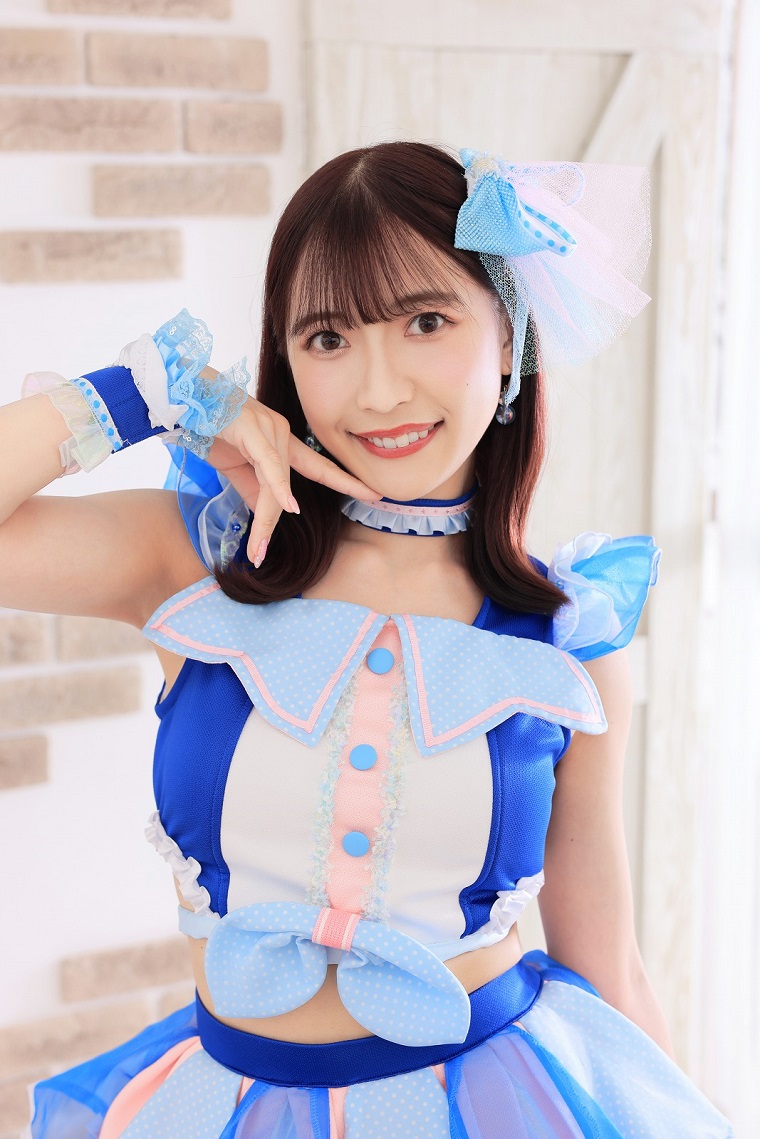 青山玲奈